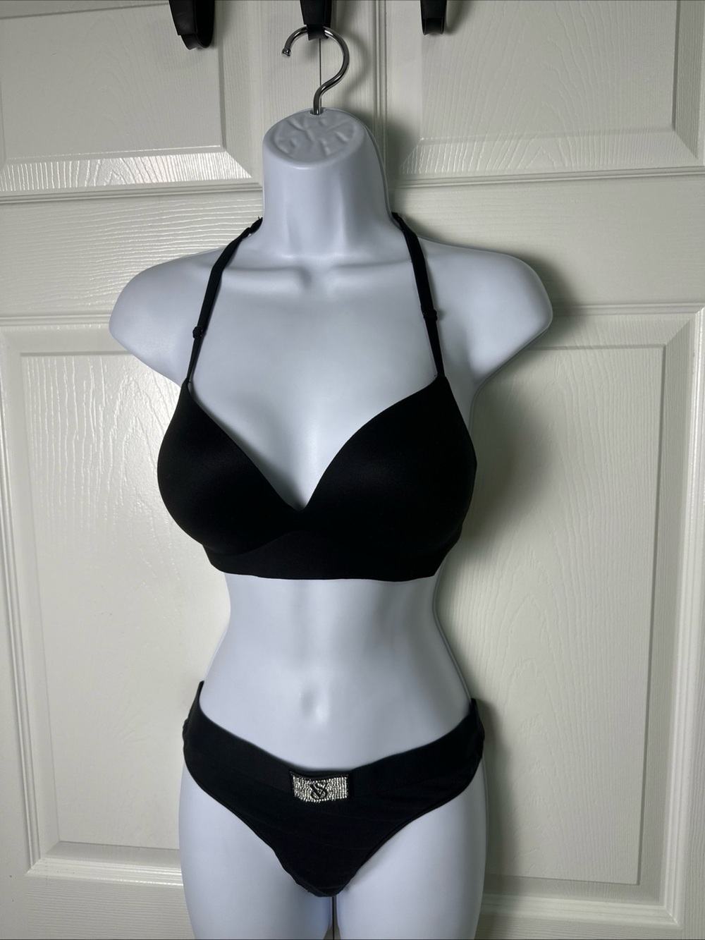 Victoria's Secret Black Lace Bra with Pink Trim Tags